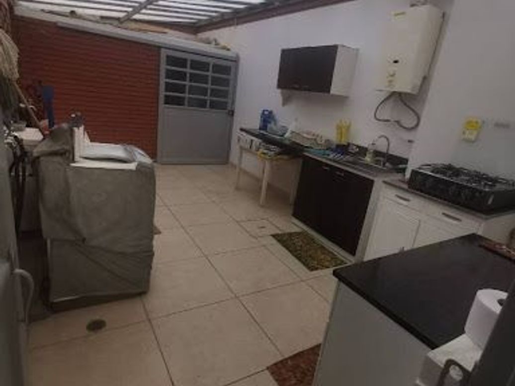 Casa de 5 alcobas en venta en Pasadena, Bogotá, 358 m² · foto 7 de 8