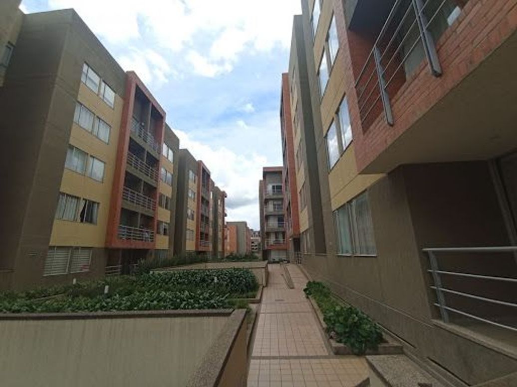 Apartamento de 2 alcobas en venta en Nuevo Horizonte, Bogotá, 68 m² · foto 3 de 20