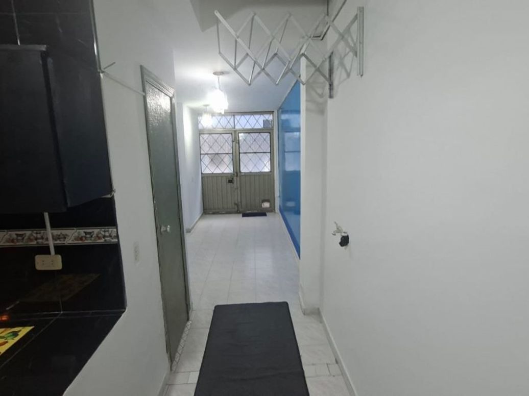 Apartamento de 1 alcoba en arriendo en La Faena, Bogotá, 42 m² · foto 4 de 7