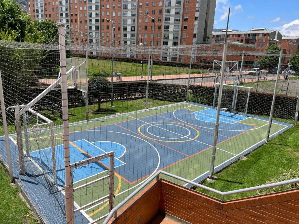 Apartamento de 3 alcobas en venta en Verbenal, Bogotá, 86 m² · foto 14 de 19