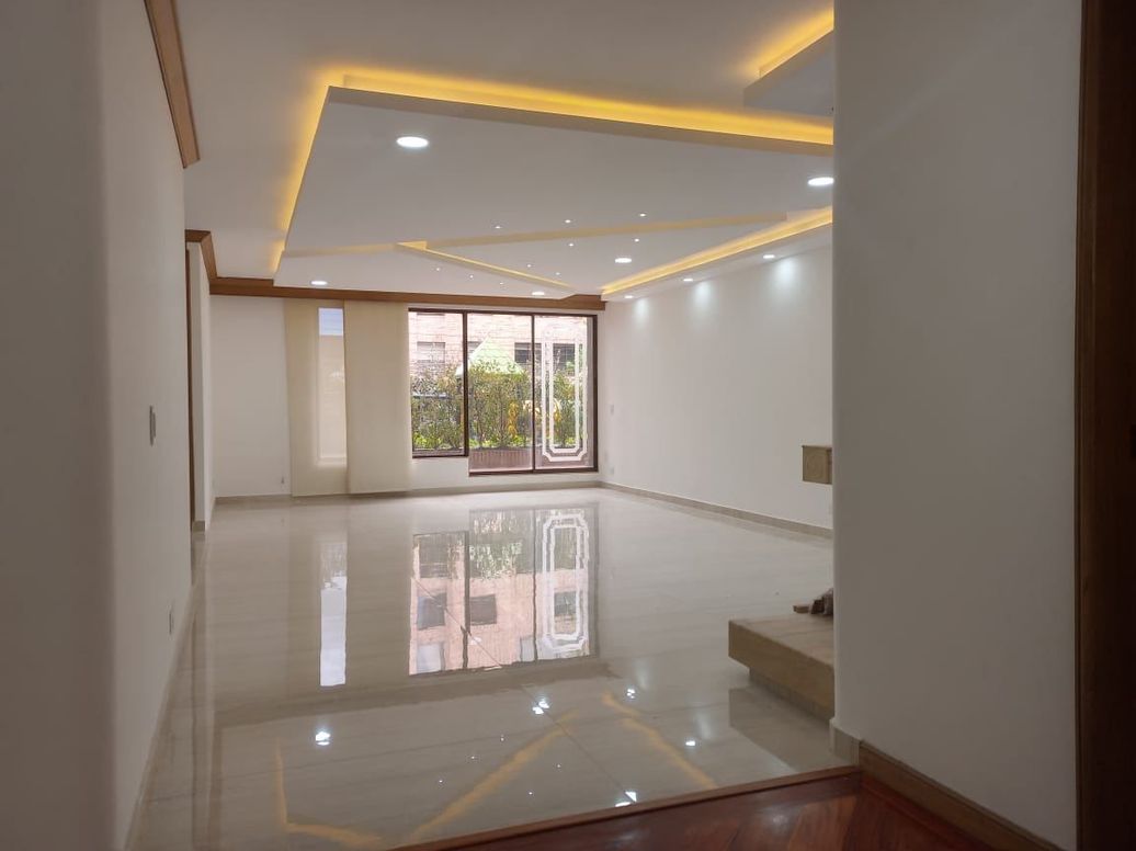Apartamento en arriendo en El Nogal, Bogotá · foto 4 de 20