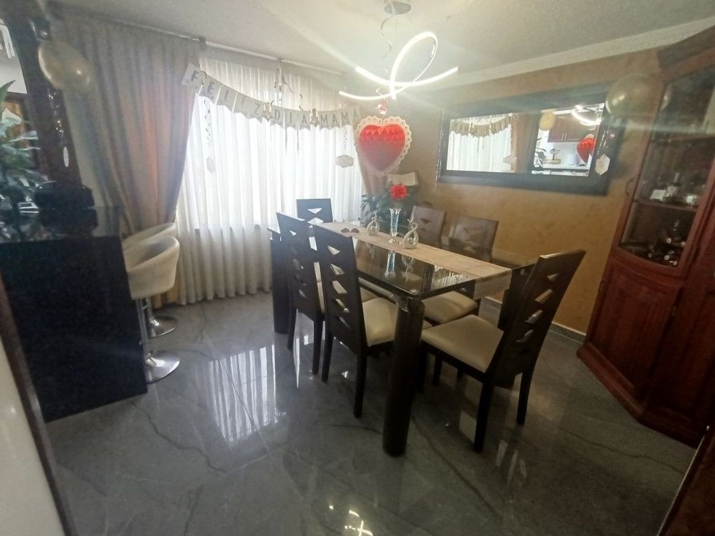 Casa de 4 alcobas en venta en Balcares, Bogotá, 188 m² · foto 5 de 20
