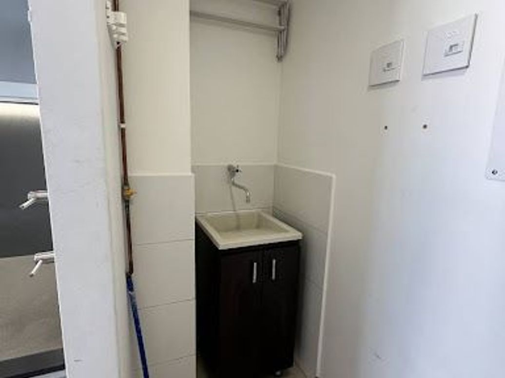 Apartamento de 2 alcobas en venta en Los Alcázares, Bogotá, 80 m² · foto 10 de 11