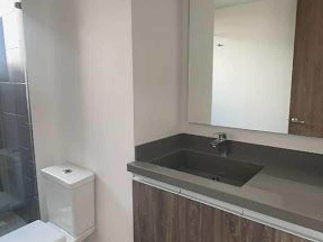 Apartamento de 2 alcobas en venta en Los Alcázares, Bogotá, 80 m² · foto 6 de 11