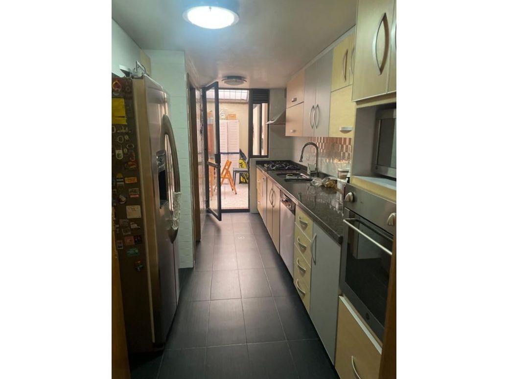 Apartamento de 3 alcobas en venta en La Calleja, Bogotá, 100 m² · foto 3 de 16