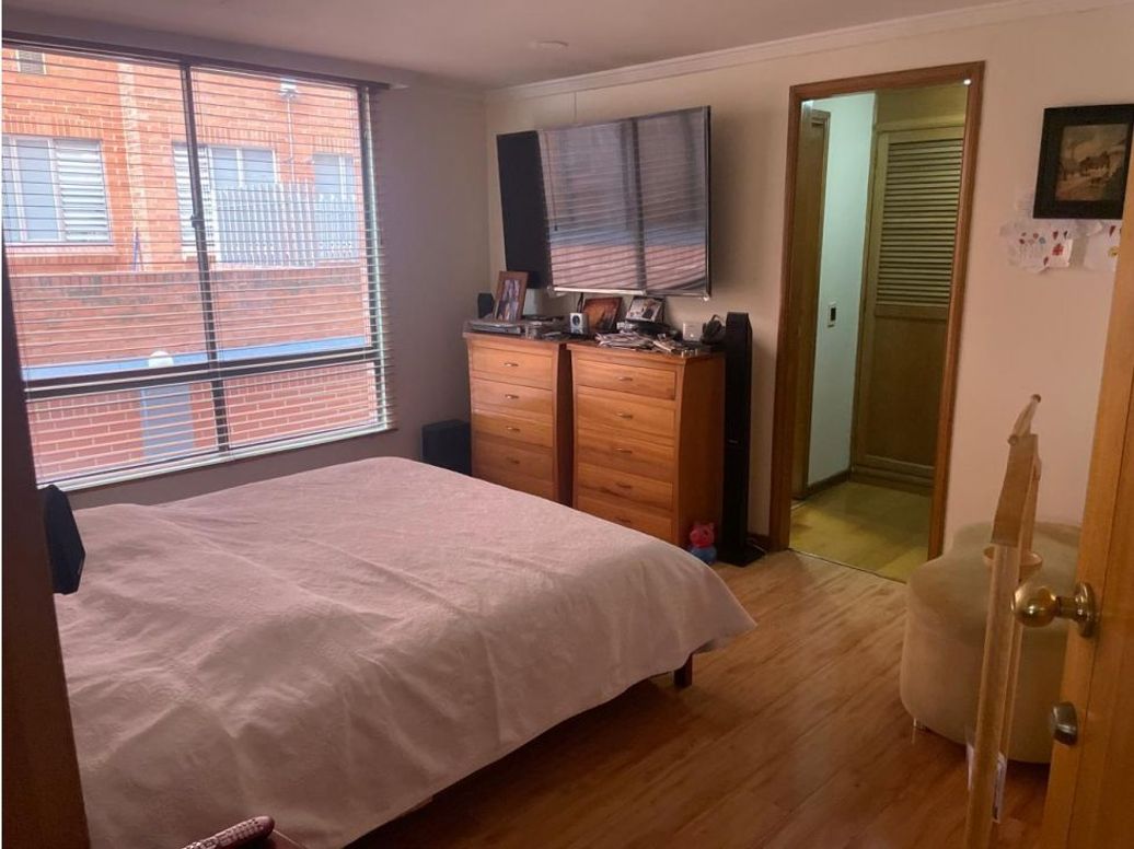 Apartamento de 3 alcobas en venta en La Calleja, Bogotá, 100 m² · foto 4 de 16