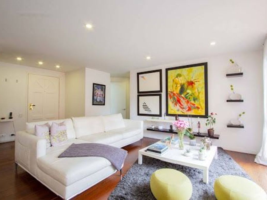 Apartamento de 3 alcobas en venta en Parque Central Bavaria, Bogotá, 92 m² · foto 2 de 20