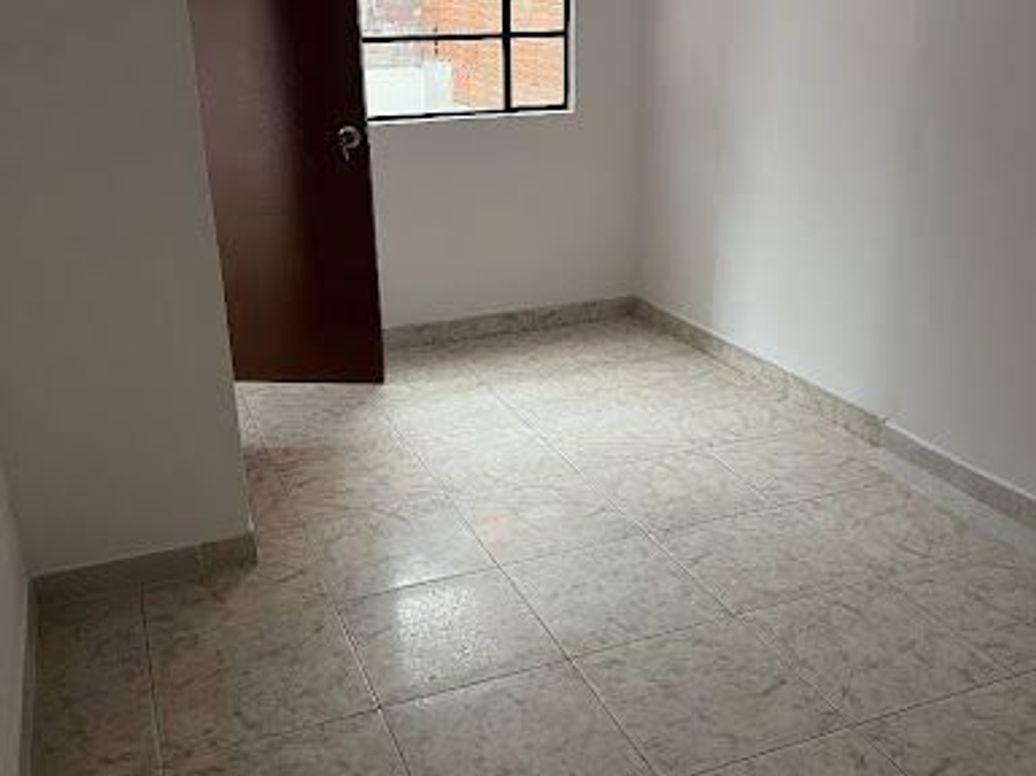 Casa de 9 alcobas en venta en Veraguas, Bogotá, 450 m² · foto 17 de 20