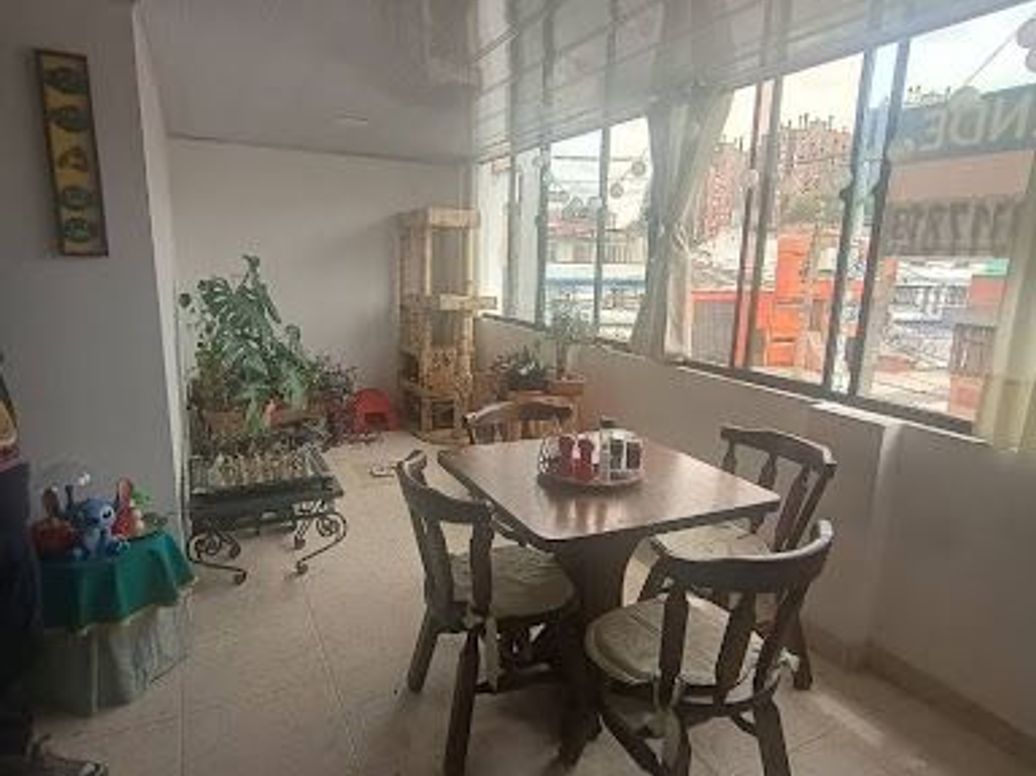 Casa de 9 alcobas en venta en Veraguas, Bogotá, 450 m² · foto 6 de 20