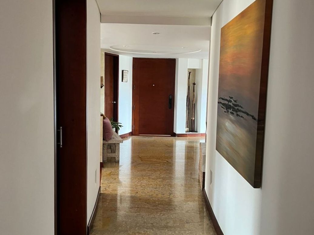 Apartamento de 3 alcobas en venta en Ginebra, Bogotá, 220 m² · foto 3 de 9