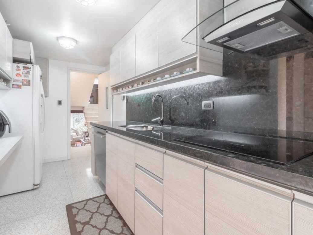Casa de 4 alcobas en venta en Estoril, Bogotá, 345 m² · foto 8 de 20