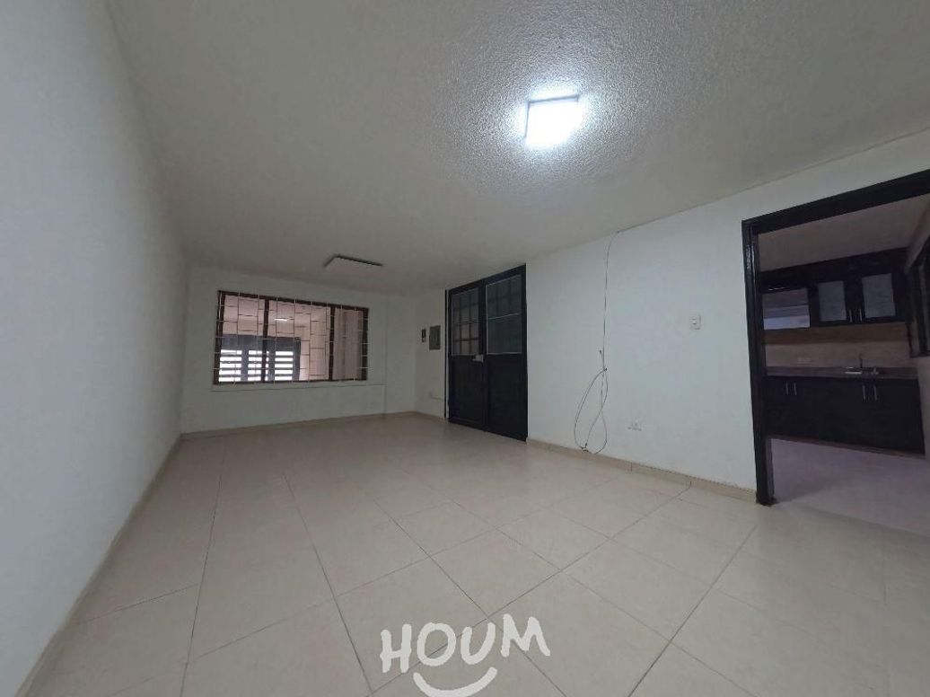 Apartamento de 2 alcobas en venta en Ub. Castilla, Bogotá, 72 m² · foto 2 de 13