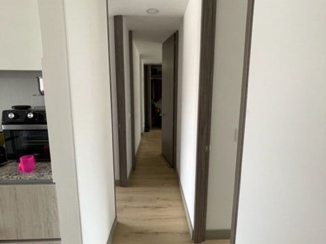 Apartamento de 3 alcobas en venta en San Luis, Bogotá, 82 m² · foto 11 de 20