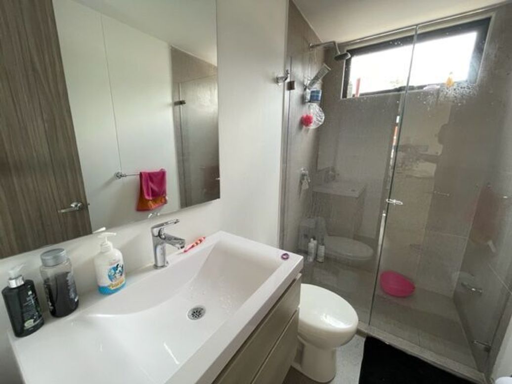 Apartamento de 3 alcobas en venta en San Luis, Bogotá, 82 m² · foto 9 de 20