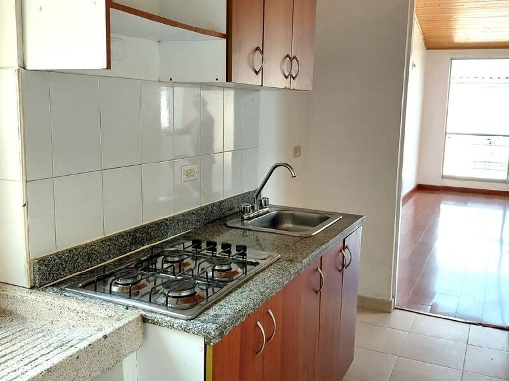 Apartamento de 3 alcobas en venta en Cr Quintas De San Pedro Et. Iii, Bogotá, 59 m² · foto 5 de 16