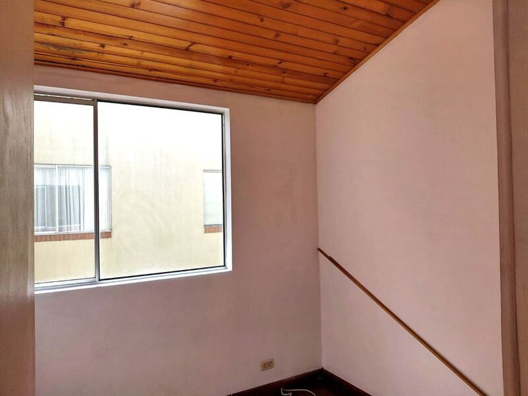 Apartamento de 3 alcobas en venta en Cr Quintas De San Pedro Et. Iii, Bogotá, 59 m² · foto 14 de 16