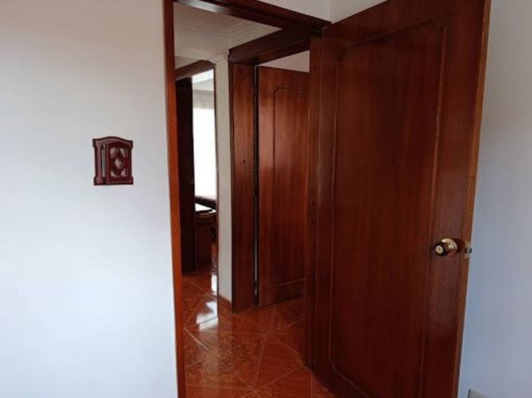 Casa de 4 alcobas en venta en Ciudad Kennedy Central, Bogotá, 129 m² · foto 9 de 20