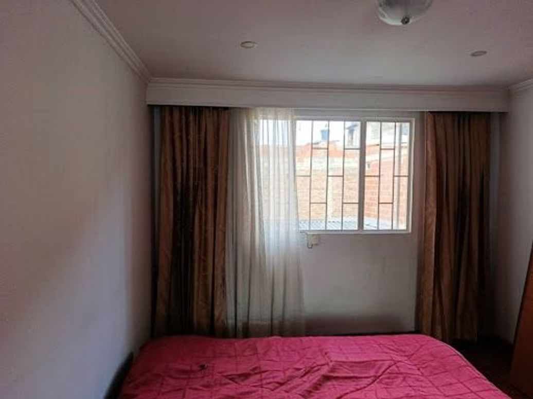 Casa de 4 alcobas en venta en Ciudad Kennedy Central, Bogotá, 129 m² · foto 12 de 20