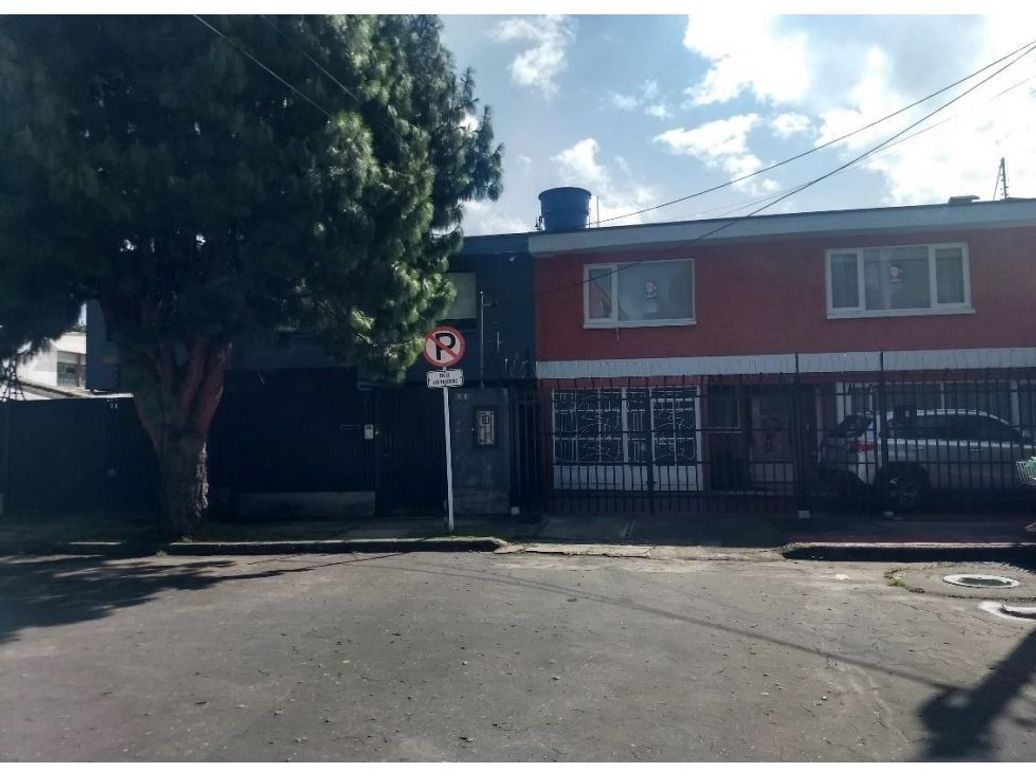 Casa de 3 alcobas en venta en Polo Club, Bogotá, 234 m² · foto 14 de 20