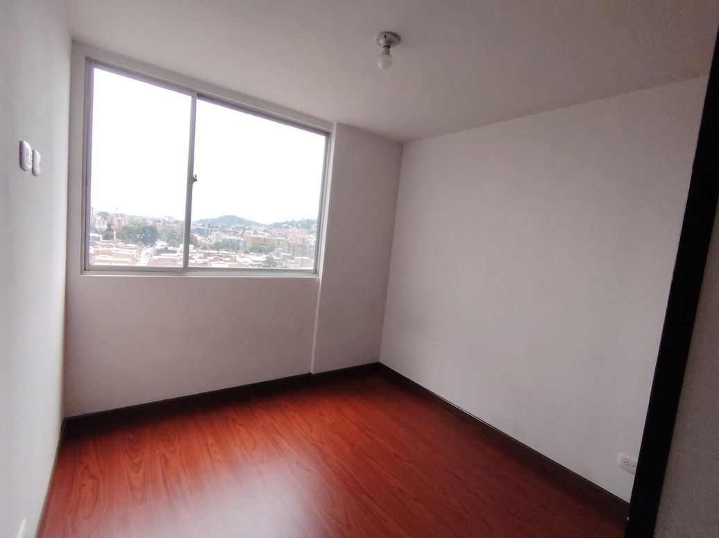 Apartamento de 3 alcobas en venta en La Chucua, Bogotá, 74 m² · foto 6 de 9
