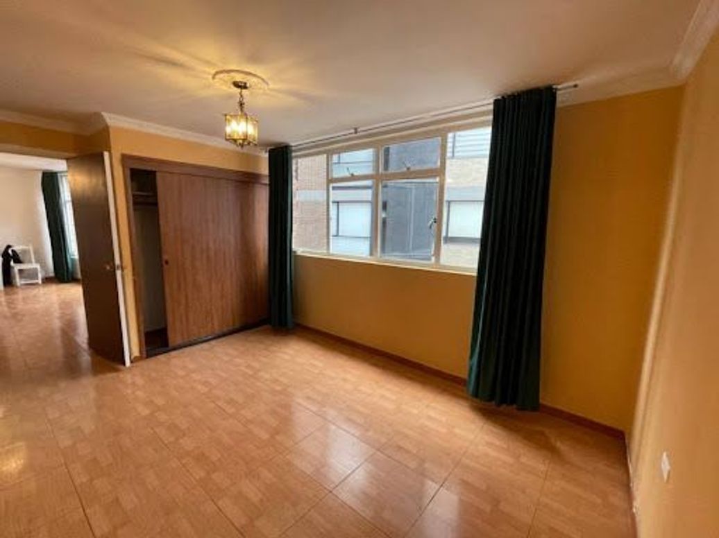 Apartaestudio en venta en San Luis, Bogotá, 58 m² · foto 8 de 15