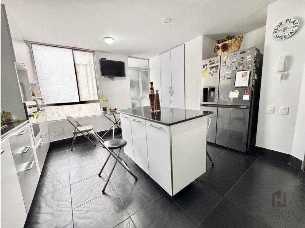 Apartamento de 3 alcobas en venta en Britalia, Bogotá, 171 m² · foto 7 de 17