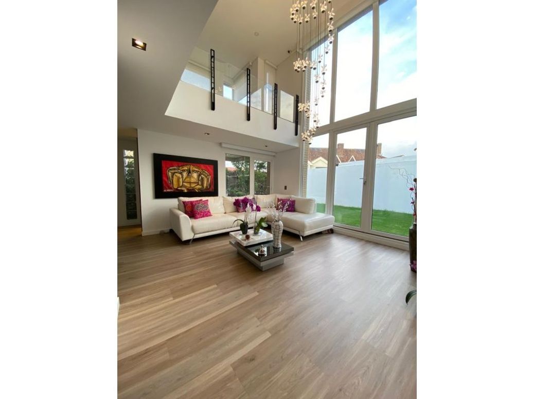 Casa en arriendo en San José De Bavaria, Bogotá · foto 3 de 20