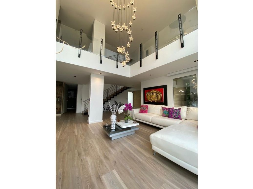 Casa en arriendo en San José De Bavaria, Bogotá · foto 11 de 20