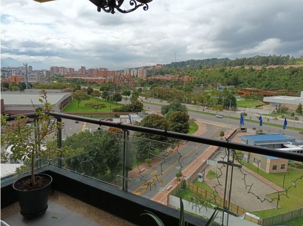 Apartamento de 3 alcobas en arriendo en Britalia, Bogotá, 148 m² · foto 4 de 16