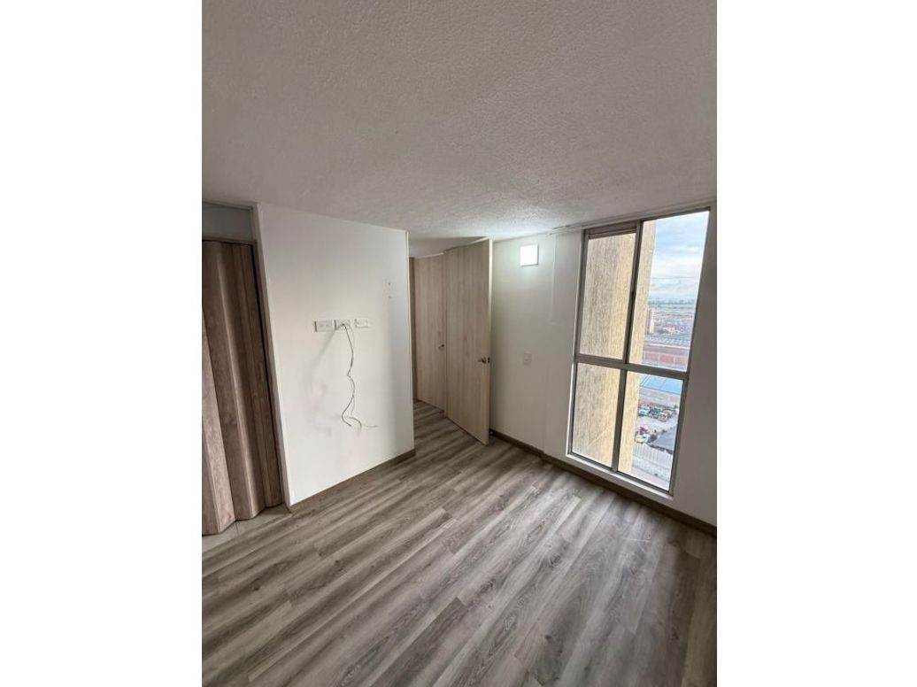 Apartamento de 3 alcobas en venta en Zona Franca, Bogotá, 47 m² · foto 8 de 9
