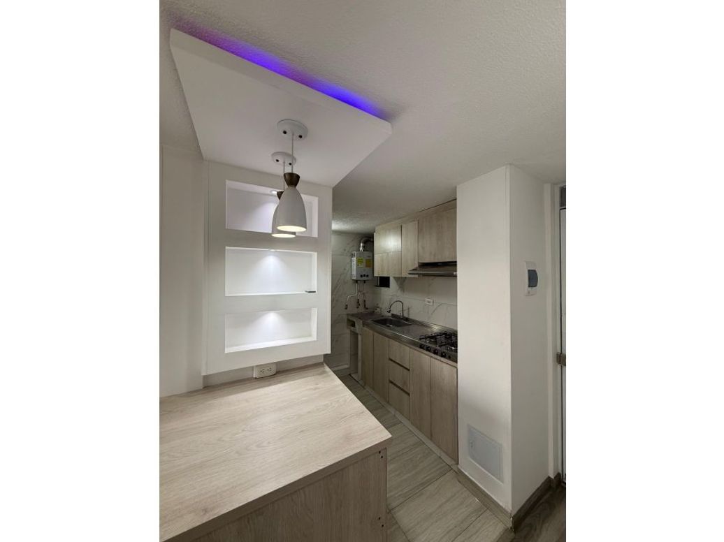Apartamento de 3 alcobas en venta en Zona Franca, Bogotá, 47 m² · foto 4 de 9