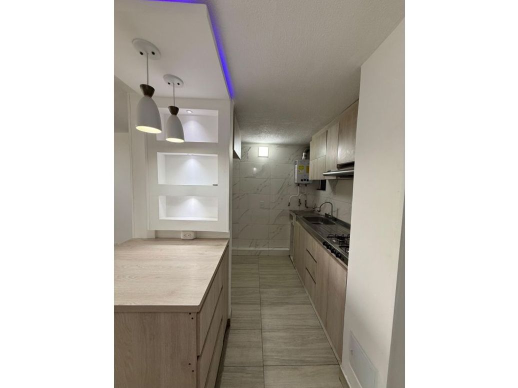 Apartamento de 3 alcobas en venta en Zona Franca, Bogotá, 47 m² · foto 5 de 9