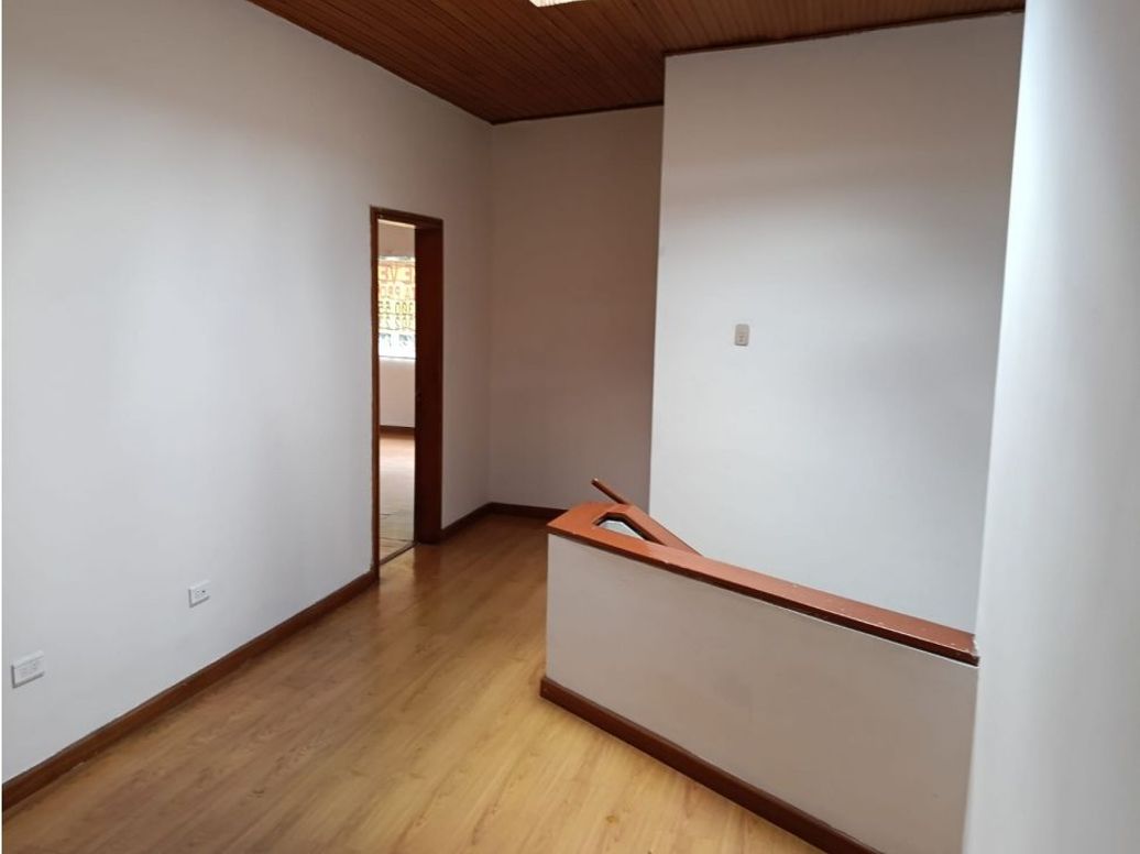 Casa de 4 alcobas en venta en Nicolas De Federman, Bogotá, 265 m² · foto 11 de 20