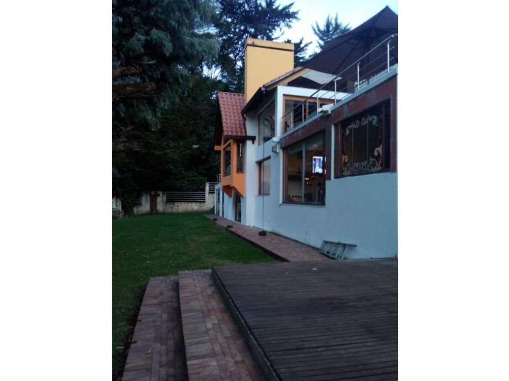 Casa de 4 alcobas en venta en Bosque De Pinos, Bogotá, 500 m² · foto 3 de 20