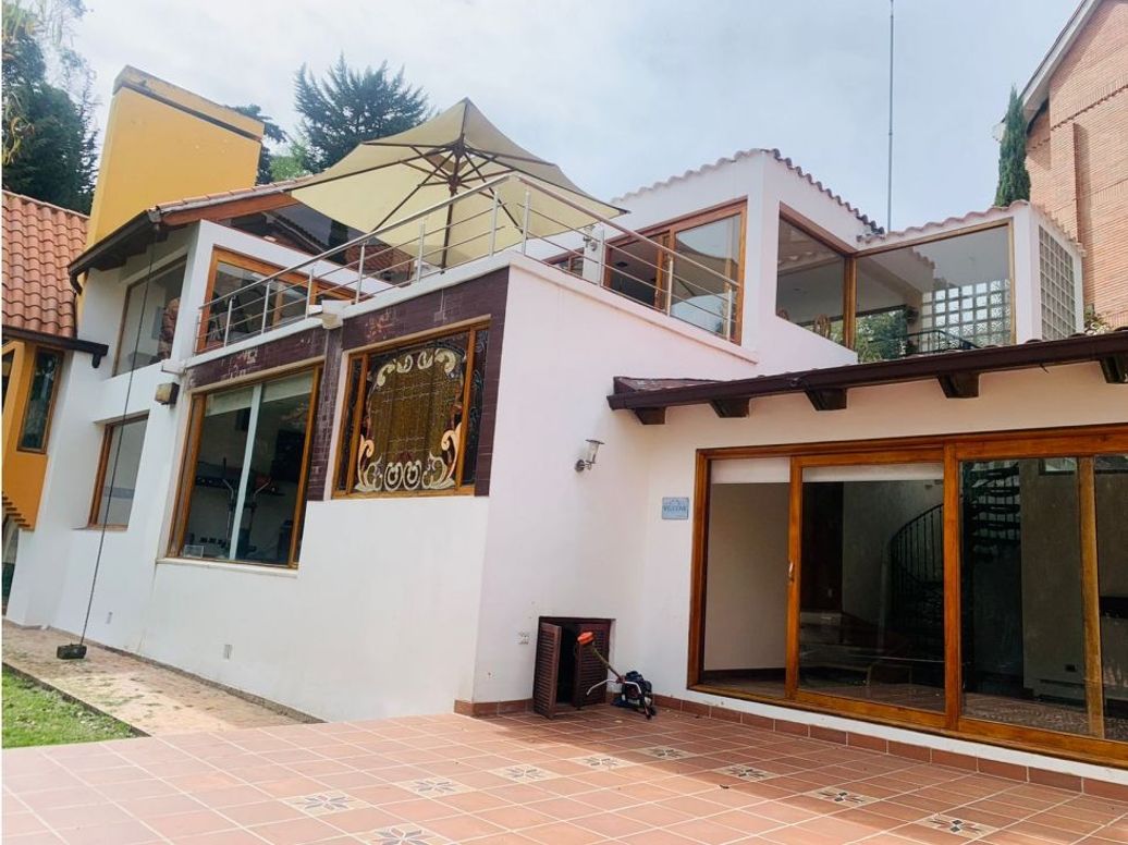 Casa de 4 alcobas en venta en Bosque De Pinos, Bogotá, 500 m² · foto 2 de 20