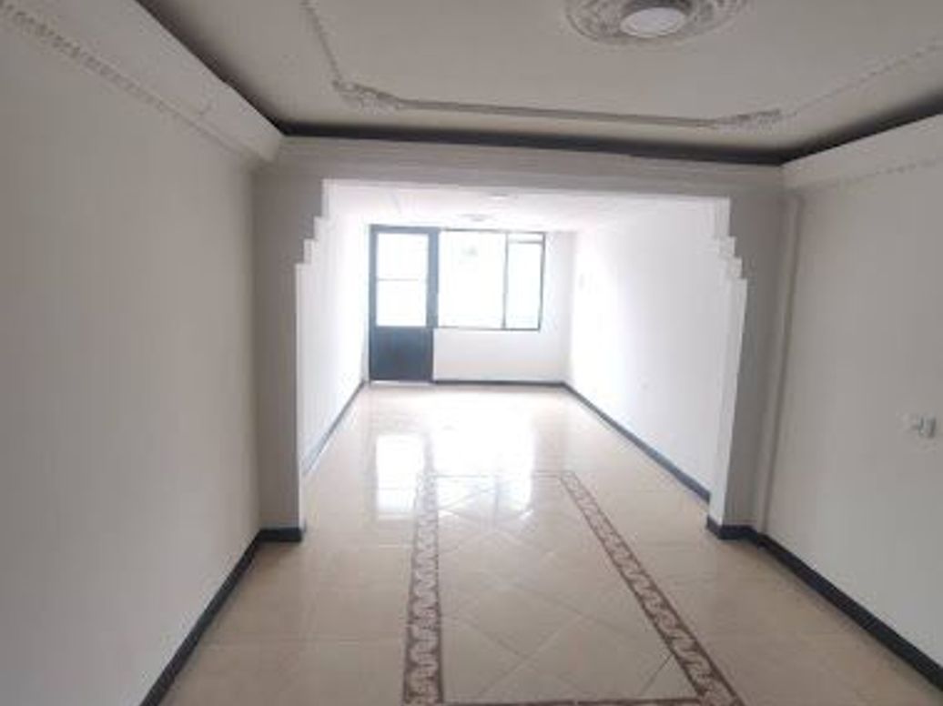 Casa de 4 alcobas en venta en El Carmelo, Bogotá, 110 m² · foto 2 de 17