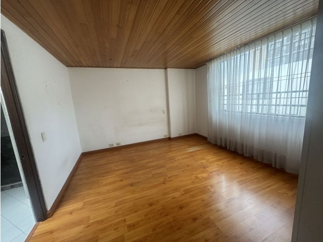 Apartamento de 3 alcobas en venta en Belmira, Bogotá, 119 m² · foto 8 de 15