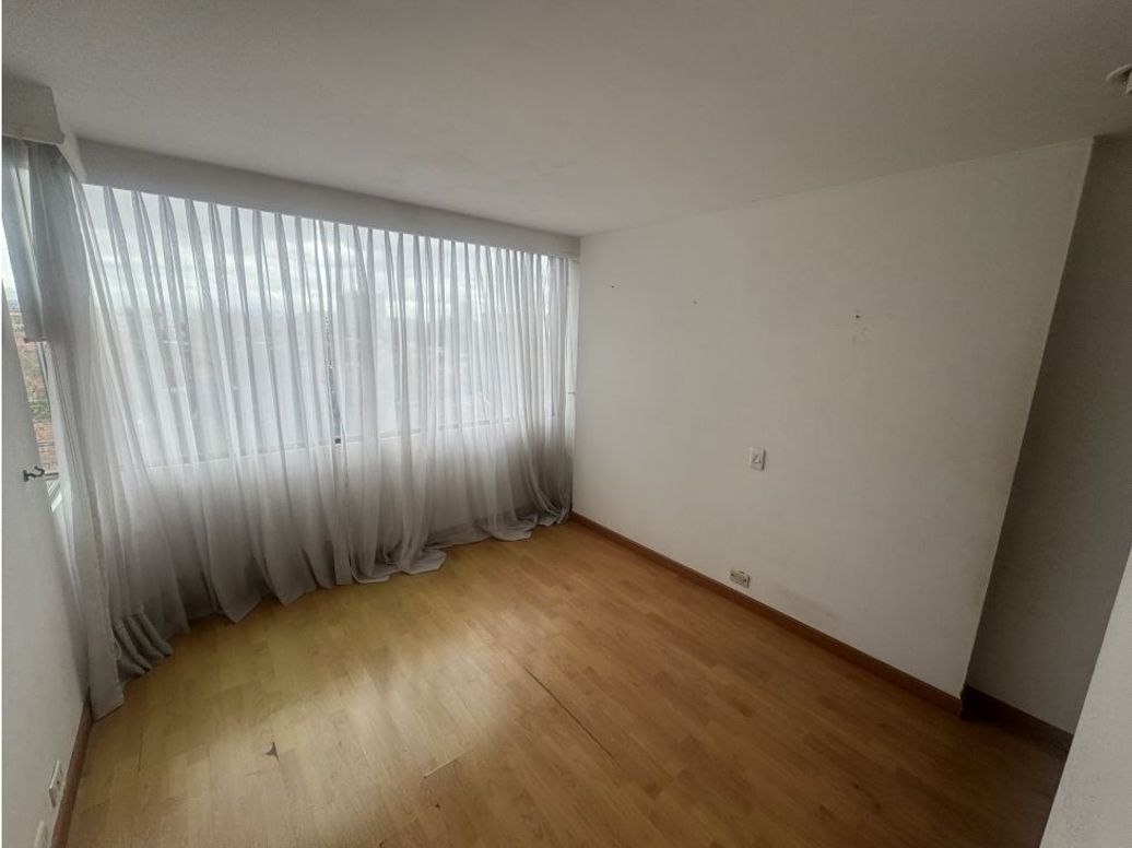 Apartamento de 3 alcobas en venta en Belmira, Bogotá, 119 m² · foto 4 de 15
