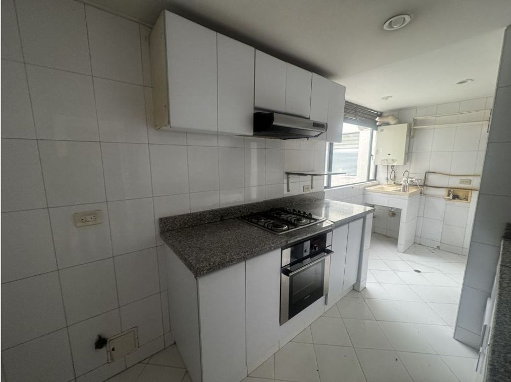 Apartamento de 3 alcobas en venta en Belmira, Bogotá, 119 m² · foto 2 de 15