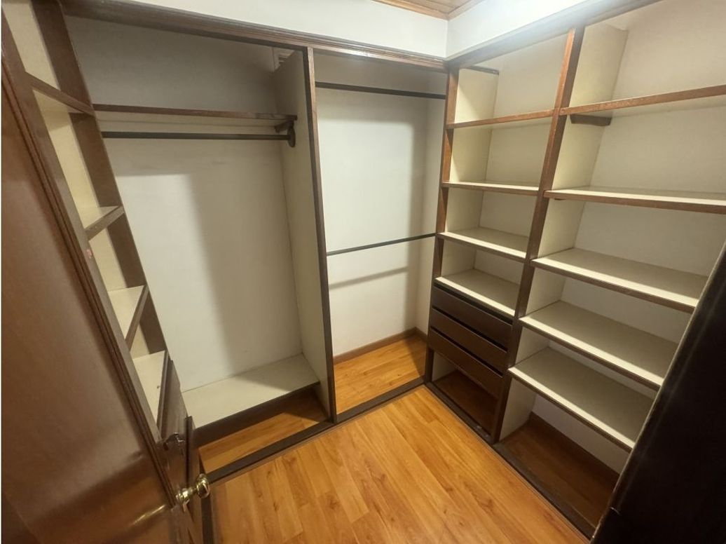Apartamento de 3 alcobas en venta en Belmira, Bogotá, 119 m² · foto 11 de 15