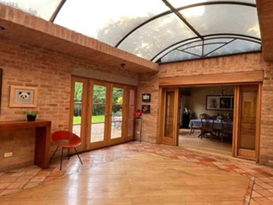 Casa de 4 alcobas en venta en Usaquén, Bogotá, 467 m² · foto 3 de 20