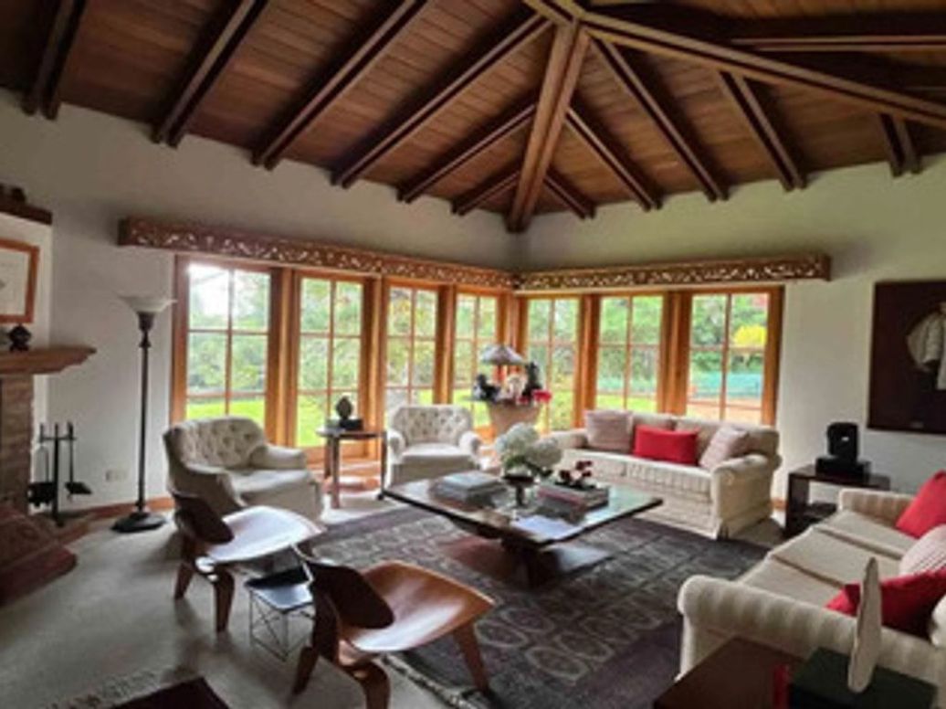 Casa de 4 alcobas en venta en Usaquén, Bogotá, 467 m² · foto 5 de 20