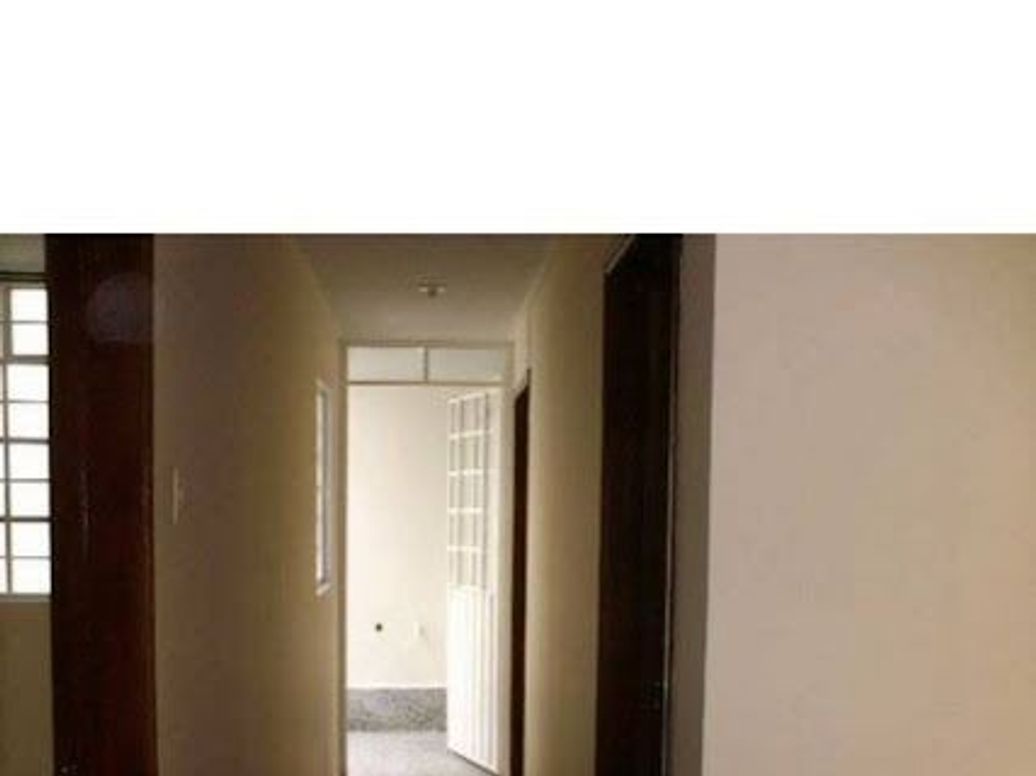 Casa de 9 alcobas en venta en San Rafael, Bogotá, 323 m² · foto 2 de 20