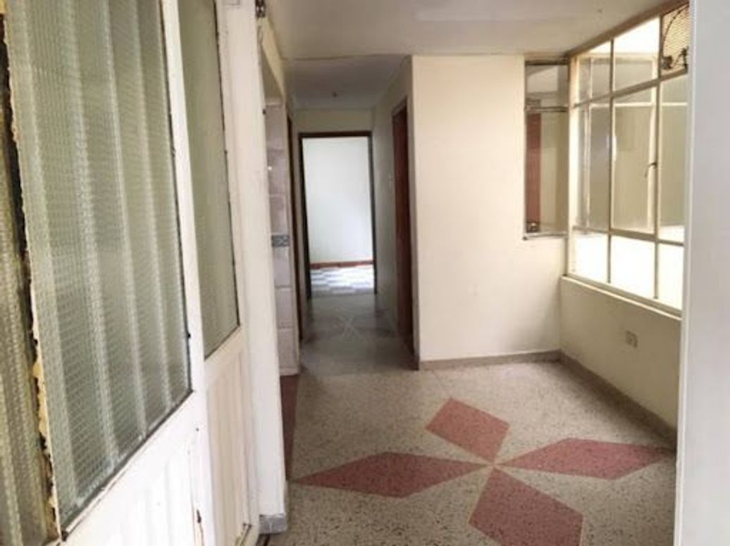 Casa de 9 alcobas en venta en San Rafael, Bogotá, 323 m² · foto 10 de 20