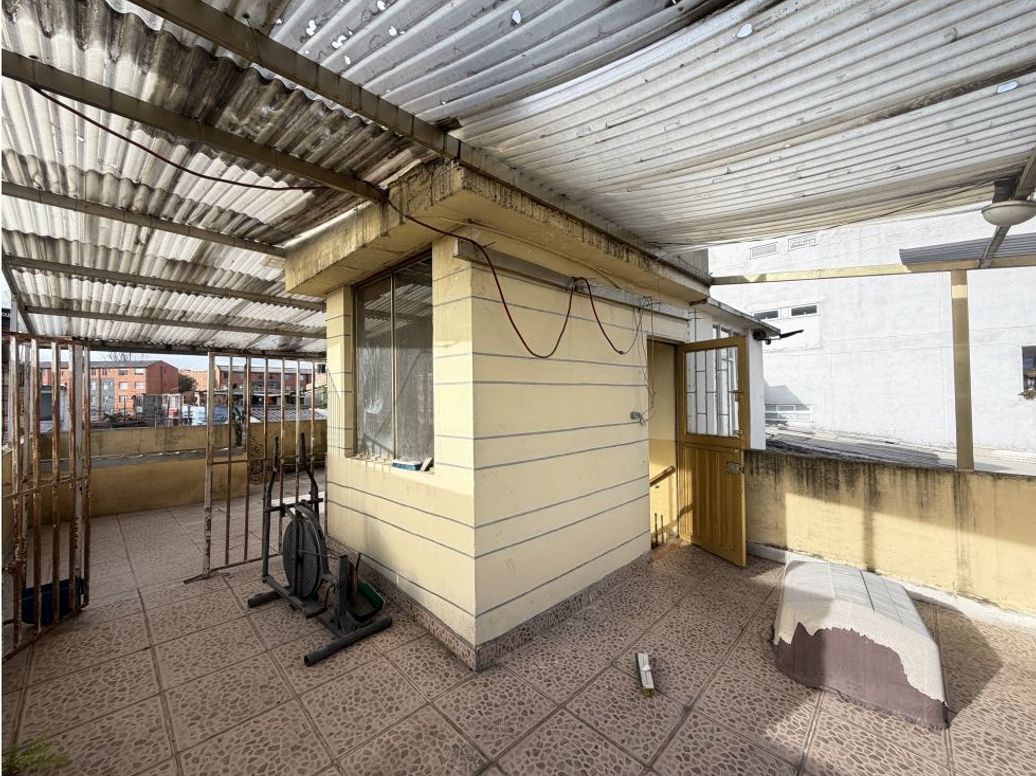 Casa de 4 alcobas en venta en La Española, Bogotá, 86 m² · foto 9 de 9