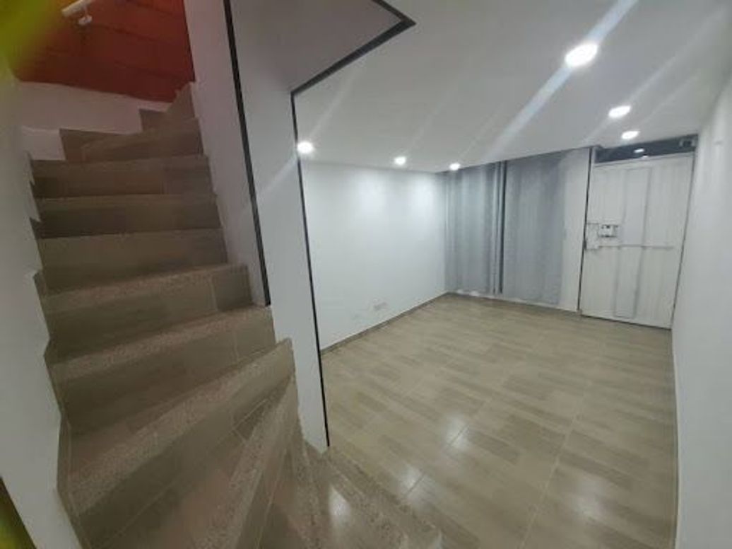 Casa de 3 alcobas en venta en Rincón De La Valvanera, Bogotá, 81 m² · foto 3 de 17