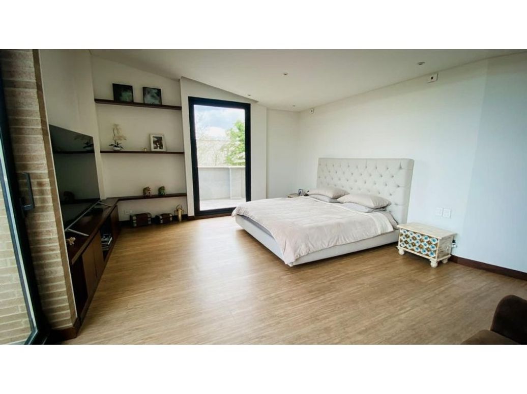 Casa de 4 alcobas en venta en Suba, Bogotá, 440 m² · foto 17 de 20