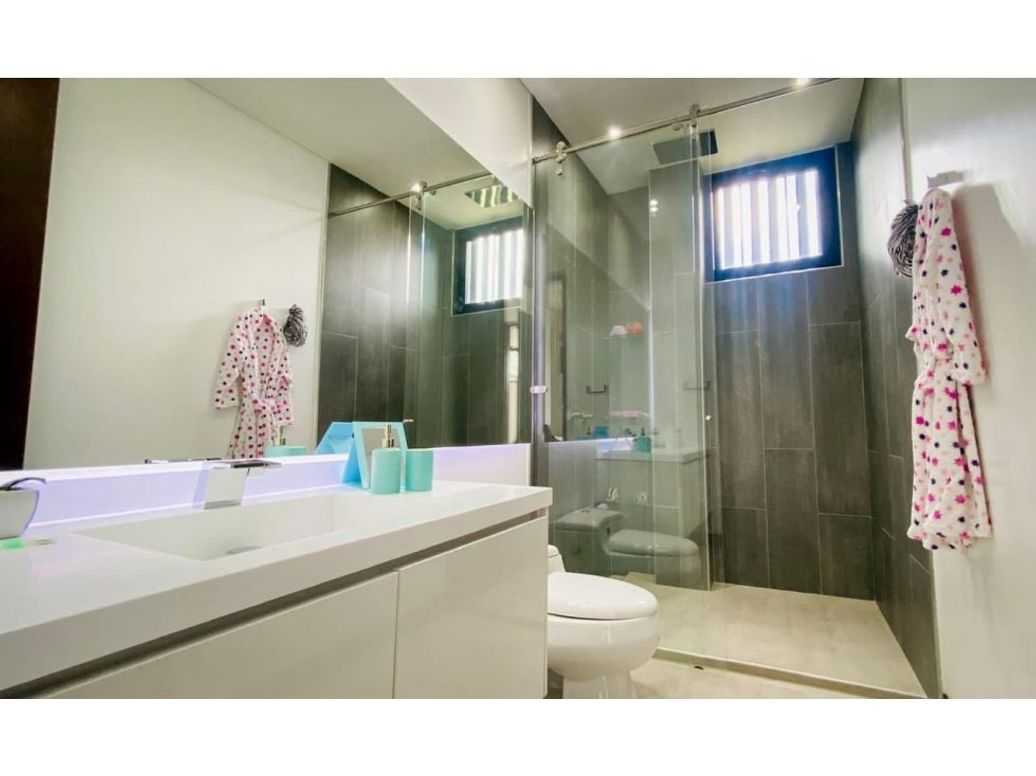 Casa de 4 alcobas en venta en Suba, Bogotá, 440 m² · foto 16 de 20