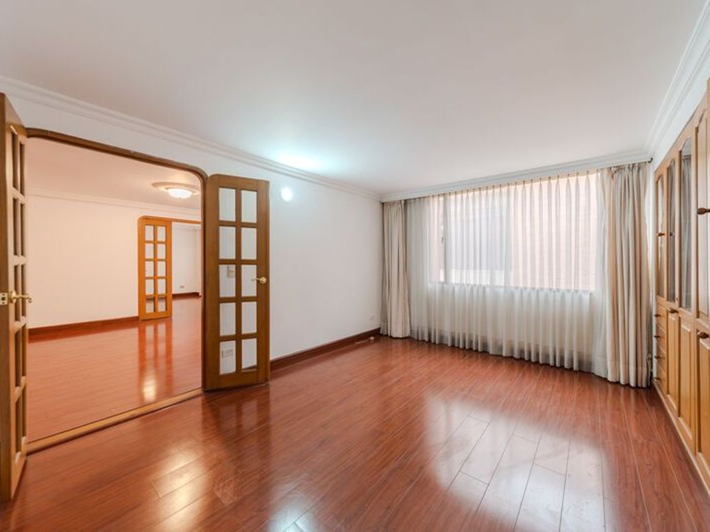 Apartamento de 2 alcobas en arriendo en Santa Barbara Central, Bogotá, 162 m² · foto 13 de 20