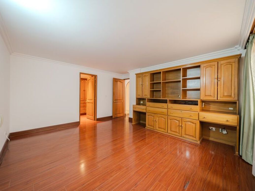 Apartamento de 2 alcobas en arriendo en Santa Barbara Central, Bogotá, 162 m² · foto 15 de 20